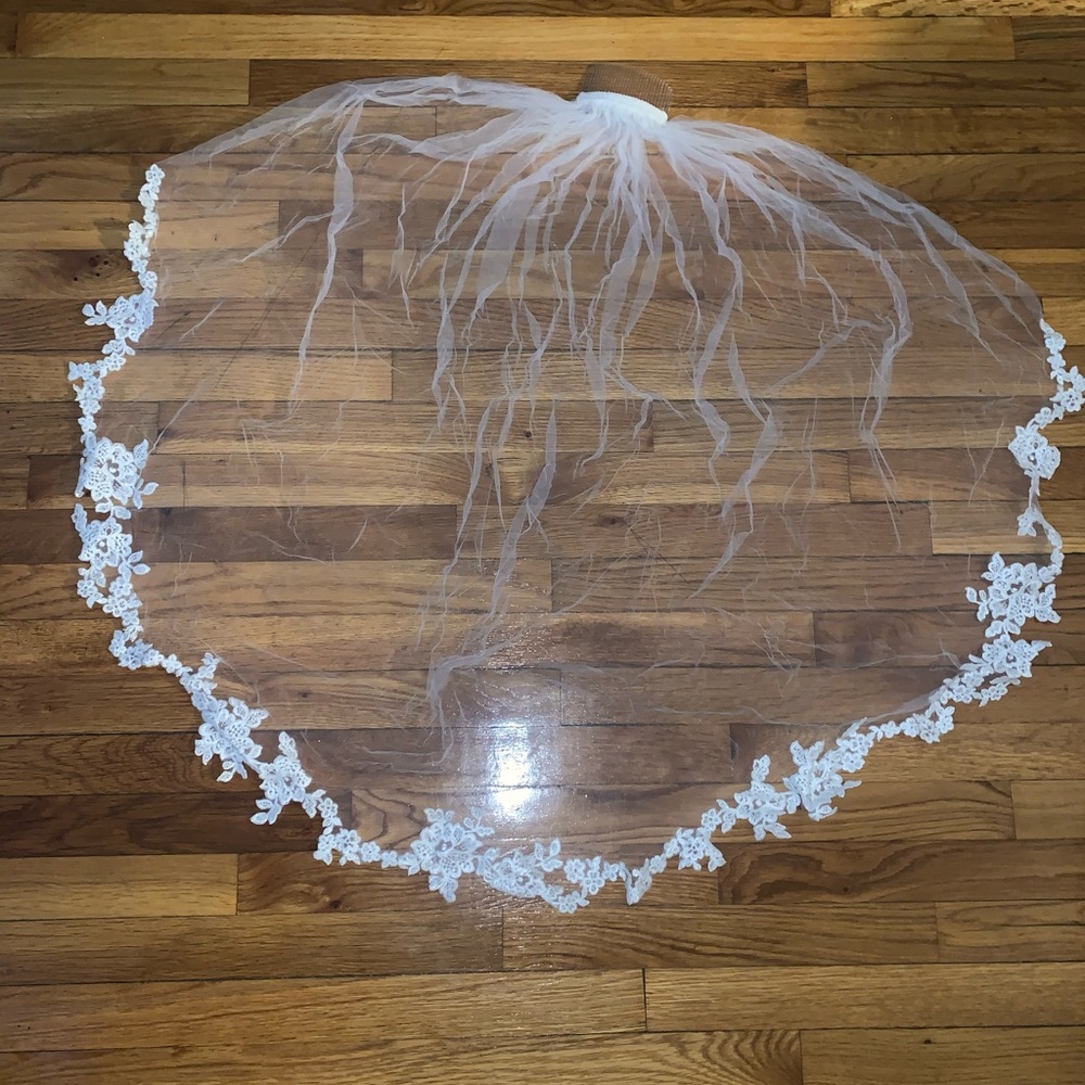 David’s Bridal Veil